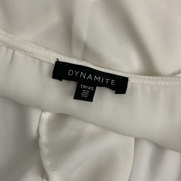 Dynamite Blouse - Picture 2 of 4